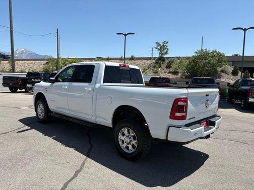 2024 RAM 2500 Laramie Crew Cab 4x4 6'4' Box