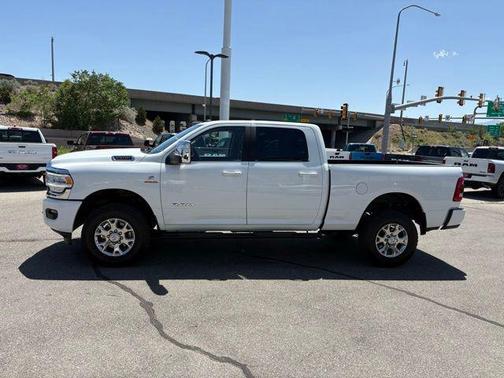 2024 RAM 2500 Laramie Crew Cab 4x4 6'4' Box