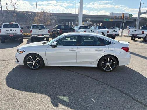 2022 Honda Civic Touring