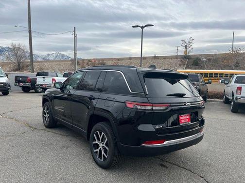 2025 Jeep Grand Cherokee Limited X