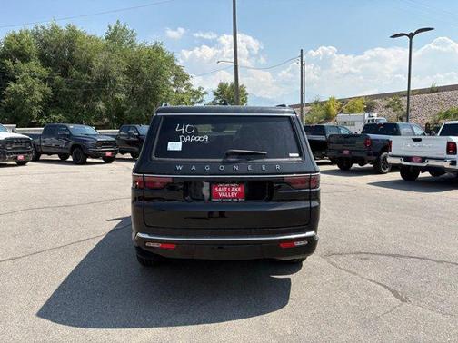 2025 Jeep Wagoneer 4x4