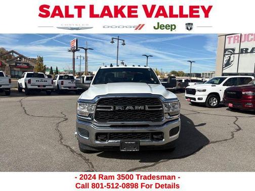 2024 RAM 3500 Tradesman Crew Cab 4x4 8' Box