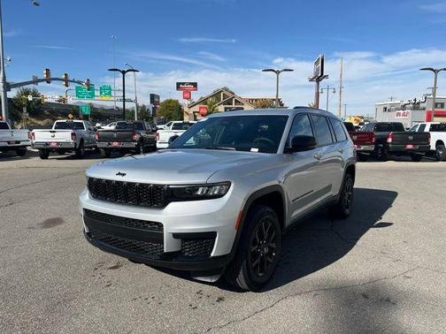 2025 Jeep Grand Cherokee L Altitude