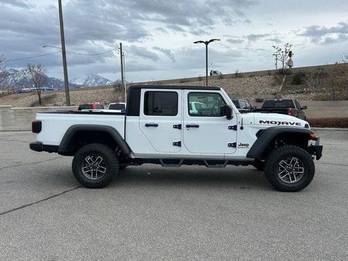 2021 Jeep Gladiator Mojave 4X4