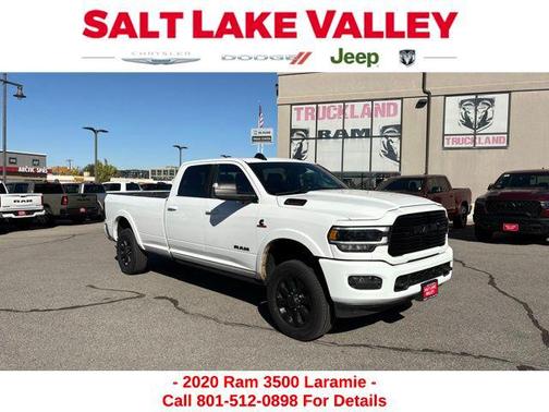 2020 RAM 3500 Laramie Crew Cab 4x4 8' Box