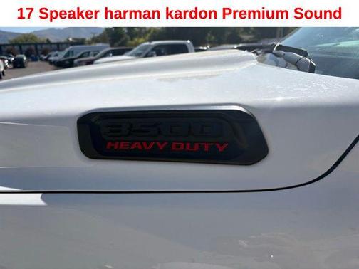 2020 RAM 3500 Laramie Crew Cab 4x4 8' Box