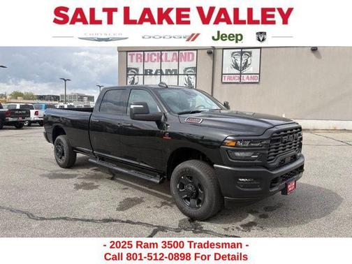 2025 RAM 3500 Tradesman Crew Cab 4x4 8' Box