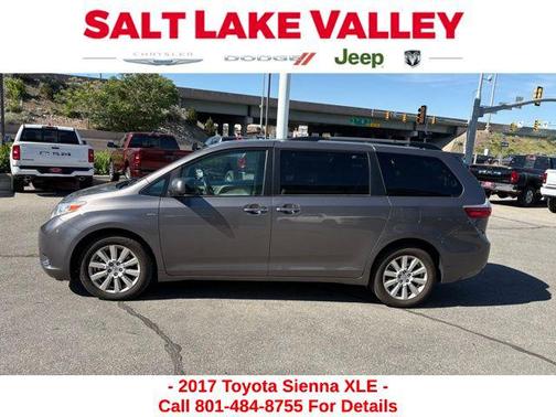 2017 Toyota Sienna XLE