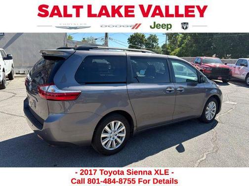 2017 Toyota Sienna XLE