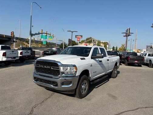 2020 RAM 3500 Tradesman Crew Cab 4x4 8' Box