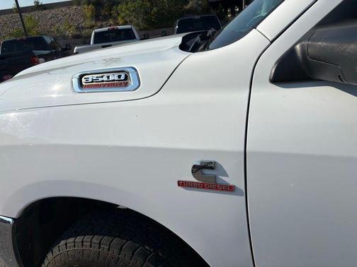 2020 RAM 3500 Tradesman Crew Cab 4x4 8' Box