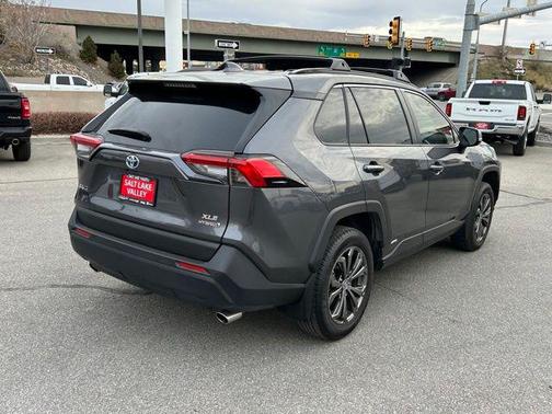 2023 Toyota RAV4 Hybrid XLE Premium