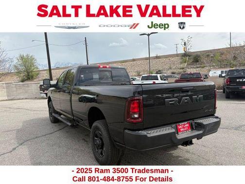 2025 RAM 3500 Tradesman Crew Cab 4x4 8' Box