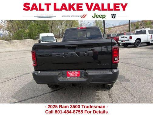 2025 RAM 3500 Tradesman Crew Cab 4x4 8' Box
