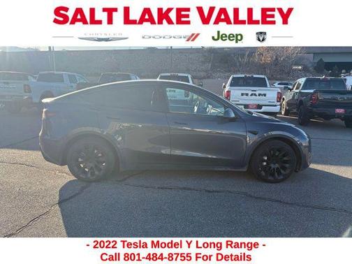 2022 Tesla Model Y Long Range Dual Motor All-Wheel Drive