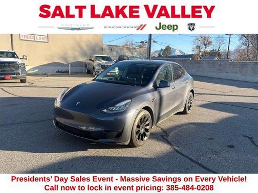 2022 Tesla Model Y Long Range Dual Motor All-Wheel Drive