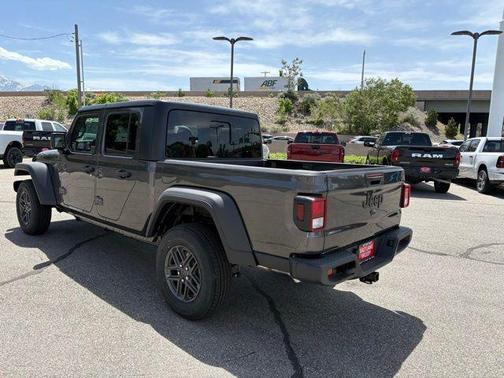 2025 Jeep Gladiator Sport S