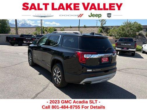 2023 GMC Acadia AWD SLT