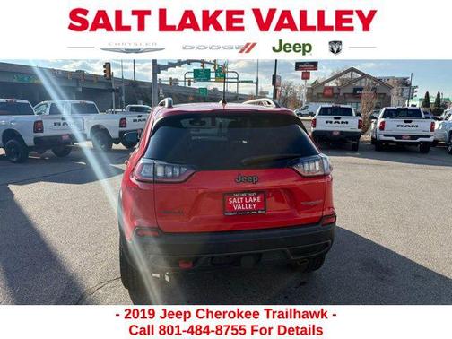 2019 Jeep Cherokee Trailhawk