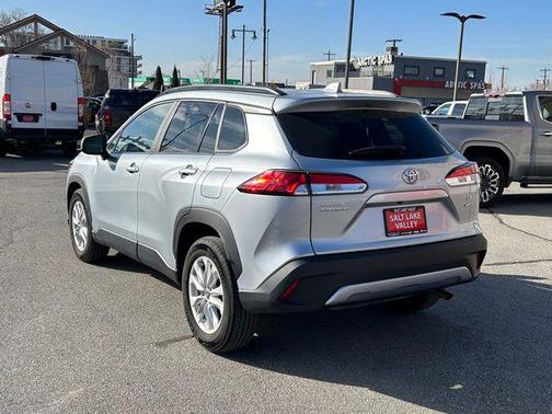 2022 Toyota Corolla Cross LE