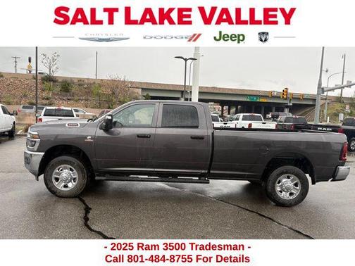 2025 RAM 3500 Tradesman Crew Cab 4x4 8' Box