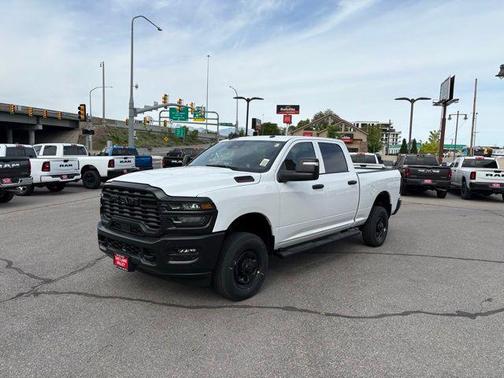 2025 RAM 2500 Tradesman Crew Cab 4x4 6'4' Box