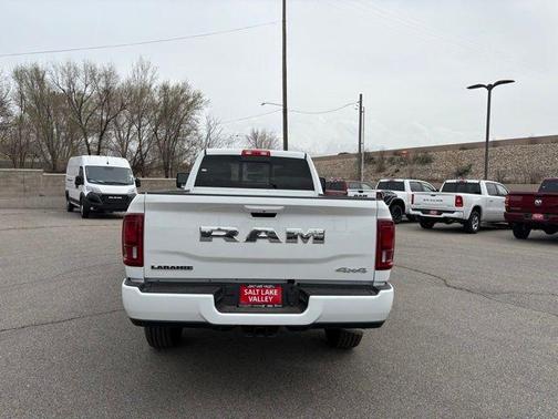 2025 RAM 3500 Laramie Crew Cab 4x4 8' Box