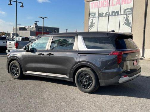 2025 Kia Carnival LXS