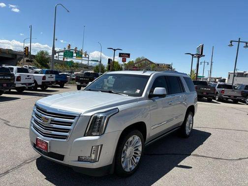 2017 Cadillac Escalade Platinum