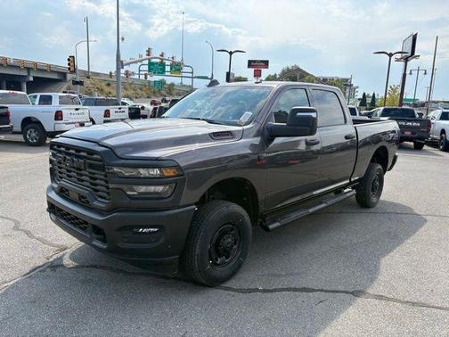 2025 RAM 2500 Tradesman Crew Cab 4x4 6'4' Box