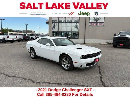 2021 Dodge Challenger SXT