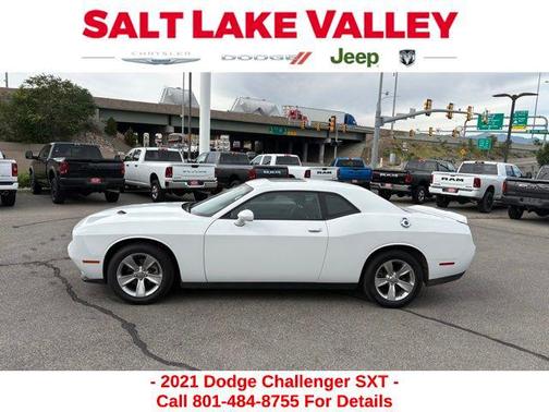 2021 Dodge Challenger SXT