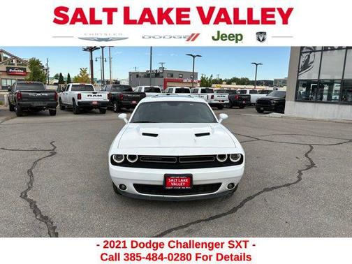 2021 Dodge Challenger SXT