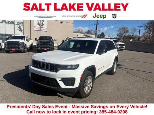 2025 Jeep Grand Cherokee Laredo