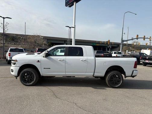 2025 RAM 2500 Laramie Crew Cab 4x4 6'4' Box