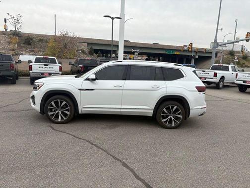 2025 Volkswagen Atlas 2.0T SEL Premium R-Line 4MOTION