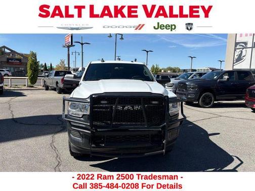 2022 RAM 2500 Tradesman Crew Cab 4x4 6'4' Box