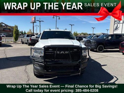 2022 RAM 2500 Tradesman Crew Cab 4x4 6'4' Box