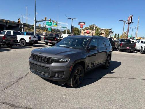 2023 Jeep Grand Cherokee L Altitude