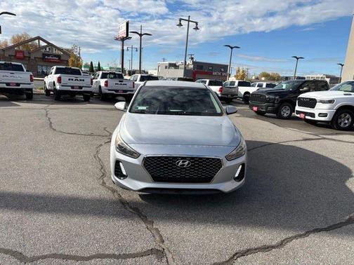 2019 Hyundai Elantra GT Base