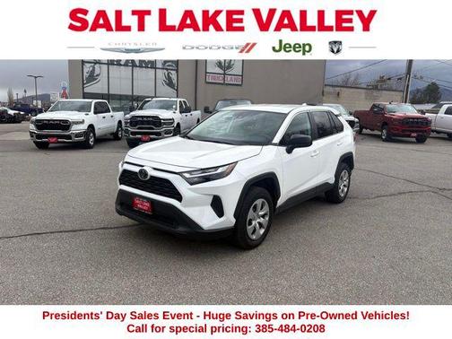 2024 Toyota RAV4 LE