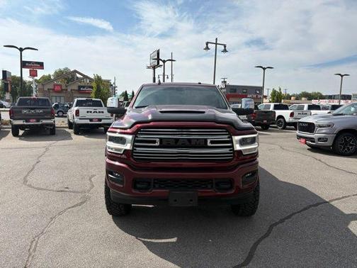 2023 RAM 2500 Laramie Crew Cab 4x4 6'4' Box