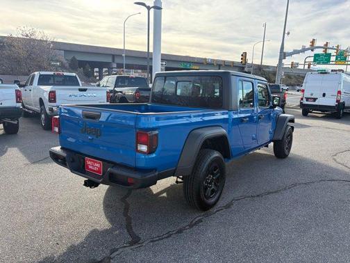 2025 Jeep Gladiator Sport
