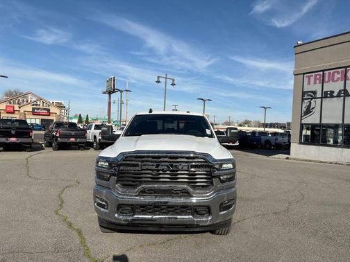 2025 RAM 2500 Big Horn Crew Cab 4x4 6'4' Box