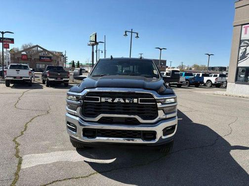 2025 RAM 3500 Big Horn Crew Cab 4x4 8' Box