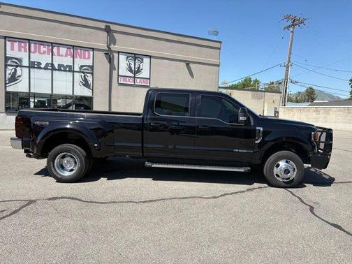 2022 Ford F-350 Lariat