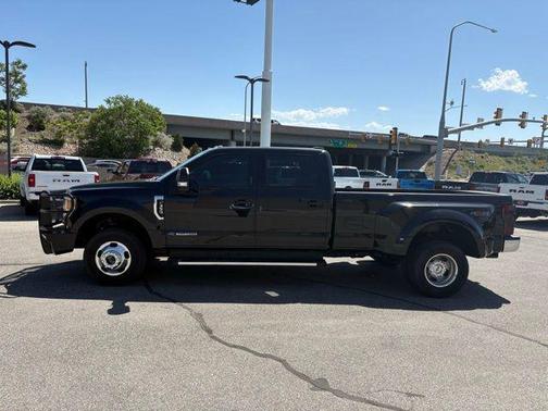 2022 Ford F-350 Lariat