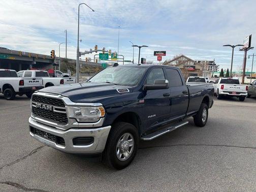 2022 RAM 2500 Tradesman Crew Cab 4x4 8' Box