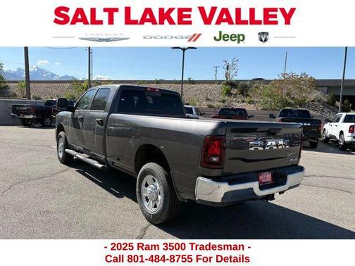 2025 RAM 3500 Tradesman Crew Cab 4x4 8' Box