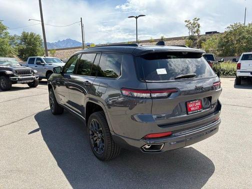 2025 Jeep Grand Cherokee L Summit Reserve